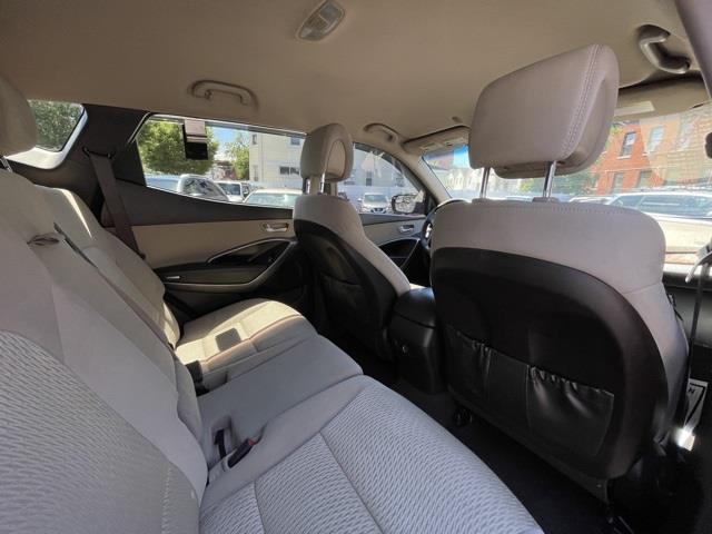 Used Hyundai Santa Fe Sport 2.4 Base 2016 | Hillside Auto Outlet. Jamaica, New York Used Hyundai Santa Fe Sport 2.4 Base 2016 | Hillside Auto Outlet. Jamaica, New York