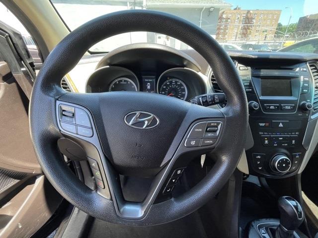 Used Hyundai Santa Fe Sport 2.4 Base 2016 | Hillside Auto Outlet. Jamaica, New York Used Hyundai Santa Fe Sport 2.4 Base 2016 | Hillside Auto Outlet. Jamaica, New York