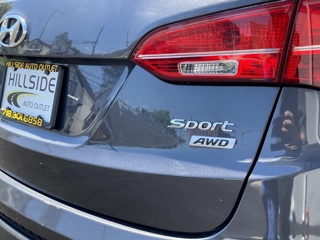 Used Hyundai Santa Fe Sport 2.4 Base 2016 | Hillside Auto Outlet. Jamaica, New York Used Hyundai Santa Fe Sport 2.4 Base 2016 | Hillside Auto Outlet. Jamaica, New York