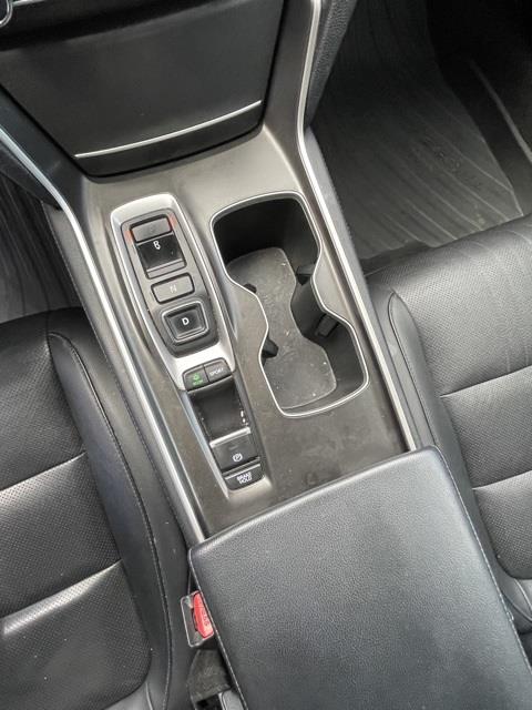 Used Honda Accord EX-L 2.0T 2018 | Hillside Auto Outlet. Jamaica, New York Used Honda Accord EX-L 2.0T 2018 | Hillside Auto Outlet. Jamaica, New York