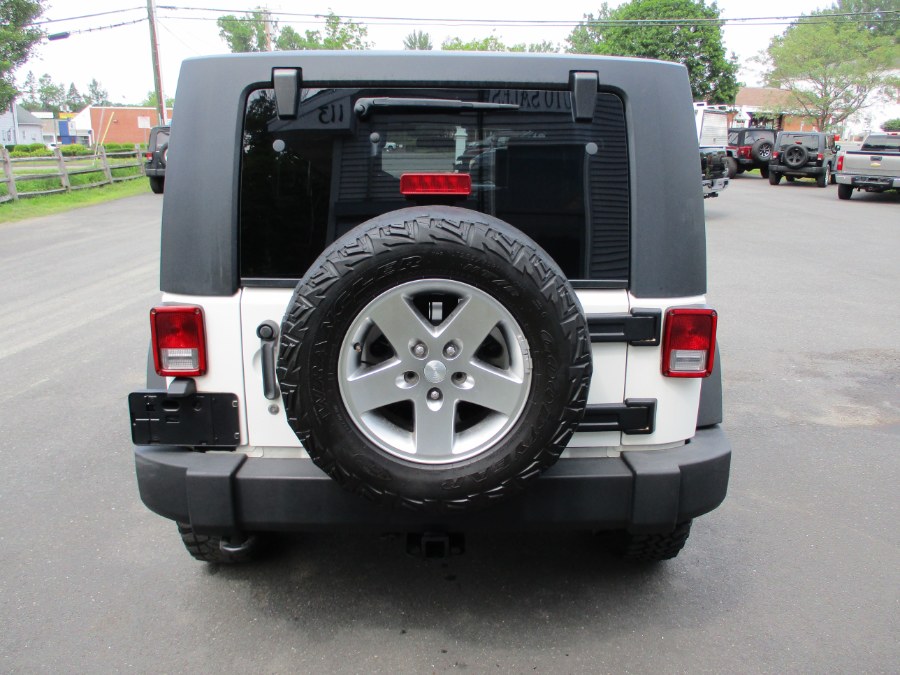 2010 Jeep Wrangler Unlimited 4WD 4dr Rubicon, available for sale in Suffield, Connecticut | Suffield Auto LLC. Suffield, Connecticut 2010 Jeep Wrangler Unlimited 4WD 4dr Rubicon, available for sale in Suffield, Connecticut | Suffield Auto LLC. Suffield, Connecticut