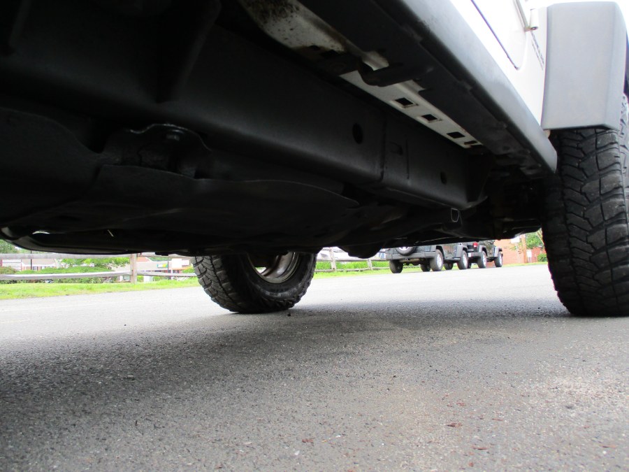 2010 Jeep Wrangler Unlimited 4WD 4dr Rubicon, available for sale in Suffield, Connecticut | Suffield Auto LLC. Suffield, Connecticut 2010 Jeep Wrangler Unlimited 4WD 4dr Rubicon, available for sale in Suffield, Connecticut | Suffield Auto LLC. Suffield, Connecticut