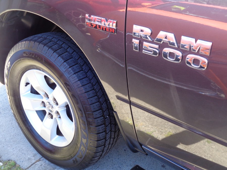 Used Ram 1500 4WD V8 QUAD CAB 5.7L EXPRESS HEMI 2017 | Top Speed Motors LLC. Jamaica, New York Used Ram 1500 4WD V8 QUAD CAB 5.7L EXPRESS HEMI 2017 | Top Speed Motors LLC. Jamaica, New York