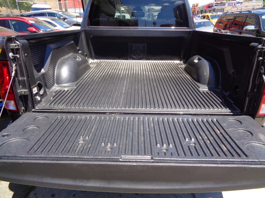 Used Ram 1500 4WD V8 QUAD CAB 5.7L EXPRESS HEMI 2017 | Top Speed Motors LLC. Jamaica, New York Used Ram 1500 4WD V8 QUAD CAB 5.7L EXPRESS HEMI 2017 | Top Speed Motors LLC. Jamaica, New York