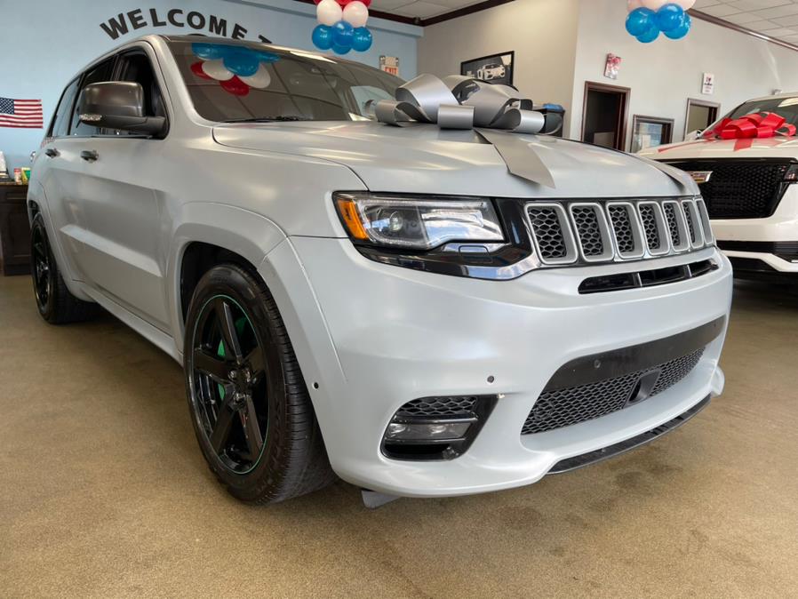 Used Jeep Grand Cherokee SRT SRT 4x4 2017 | 5 Towns Drive. Inwood, New York Used Jeep Grand Cherokee SRT SRT 4x4 2017 | 5 Towns Drive. Inwood, New York