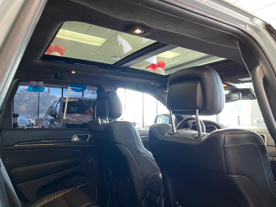 Used Jeep Grand Cherokee SRT SRT 4x4 2017 | 5 Towns Drive. Inwood, New York Used Jeep Grand Cherokee SRT SRT 4x4 2017 | 5 Towns Drive. Inwood, New York