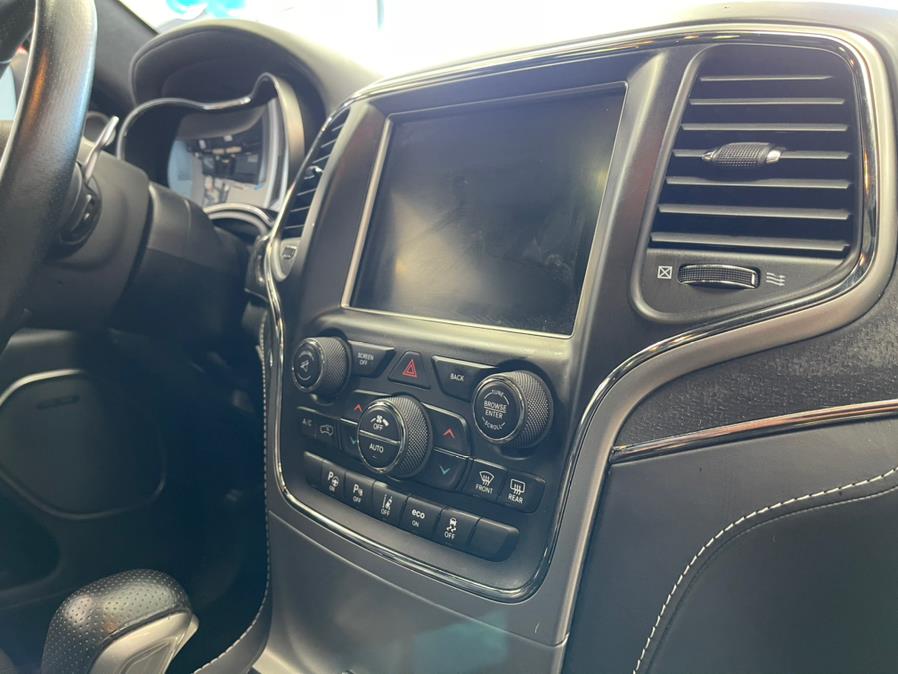 Used Jeep Grand Cherokee SRT SRT 4x4 2017 | 5 Towns Drive. Inwood, New York Used Jeep Grand Cherokee SRT SRT 4x4 2017 | 5 Towns Drive. Inwood, New York
