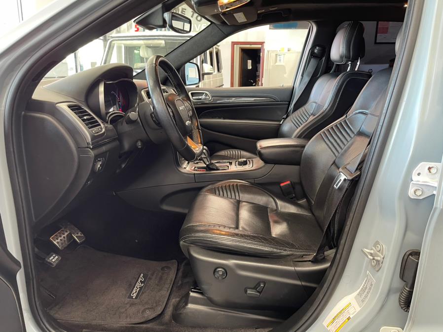 Used Jeep Grand Cherokee SRT SRT 4x4 2017 | 5 Towns Drive. Inwood, New York Used Jeep Grand Cherokee SRT SRT 4x4 2017 | 5 Towns Drive. Inwood, New York