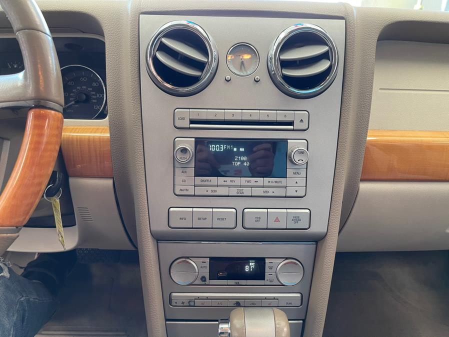 Used Lincoln MKZ 4dr Sdn FWD 2007 | 5 Towns Drive. Inwood, New York Used Lincoln MKZ 4dr Sdn FWD 2007 | 5 Towns Drive. Inwood, New York