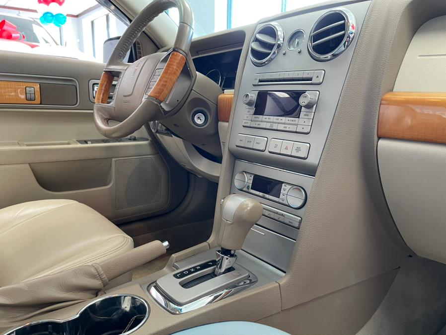 Used Lincoln MKZ 4dr Sdn FWD 2007 | 5 Towns Drive. Inwood, New York Used Lincoln MKZ 4dr Sdn FWD 2007 | 5 Towns Drive. Inwood, New York