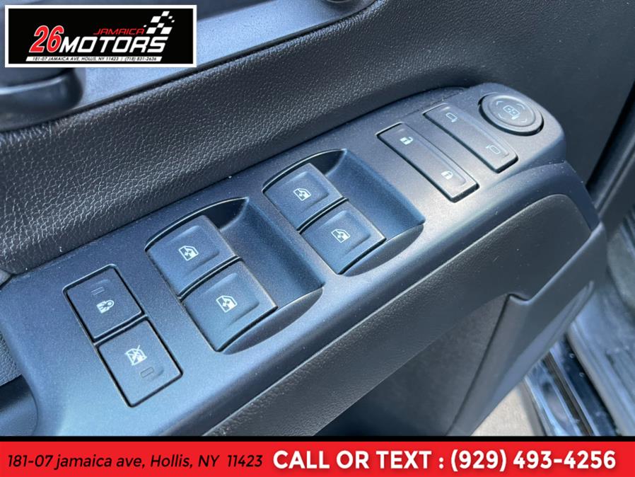 Used GMC Sierra 1500 4WD Double Cab 143.5" 2018 | Jamaica 26 Motors. Hollis, New York Used GMC Sierra 1500 4WD Double Cab 143.5" 2018 | Jamaica 26 Motors. Hollis, New York