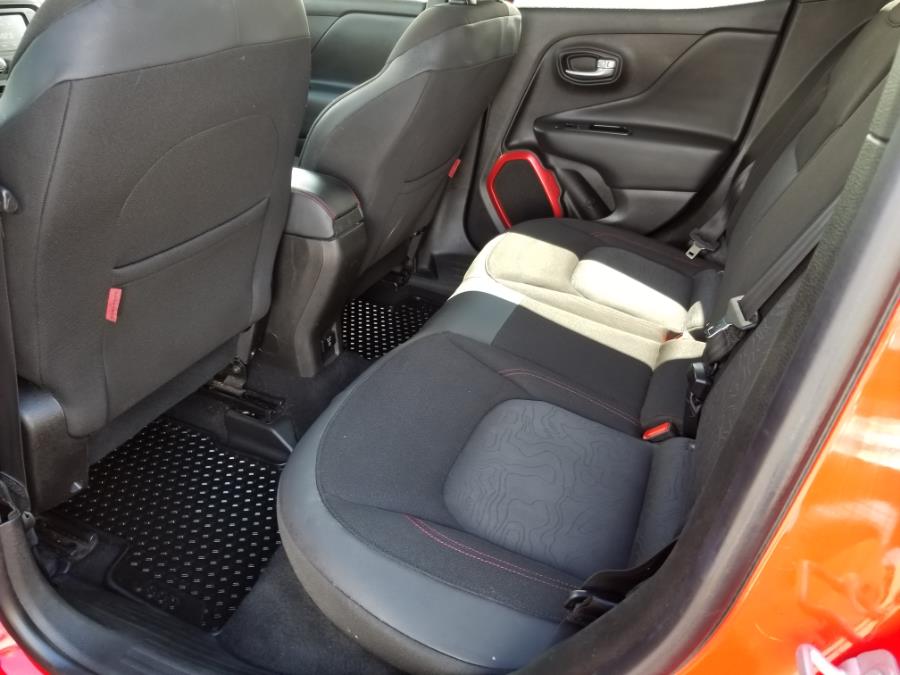 Used Jeep Renegade Trailhawk 4x4 2017 | Fairway Auto Sales. Hancock, Maine Used Jeep Renegade Trailhawk 4x4 2017 | Fairway Auto Sales. Hancock, Maine