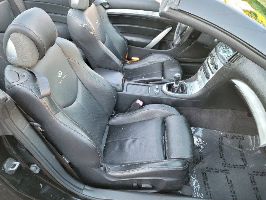 2010 Infiniti G37 Convertible 6 Speed Manual Sort PKG RWD, available for sale in East Windsor, Connecticut | Toro Auto. East Windsor, Connecticut 2010 Infiniti G37 Convertible 6 Speed Manual Sort PKG RWD, available for sale in East Windsor, Connecticut | Toro Auto. East Windsor, Connecticut
