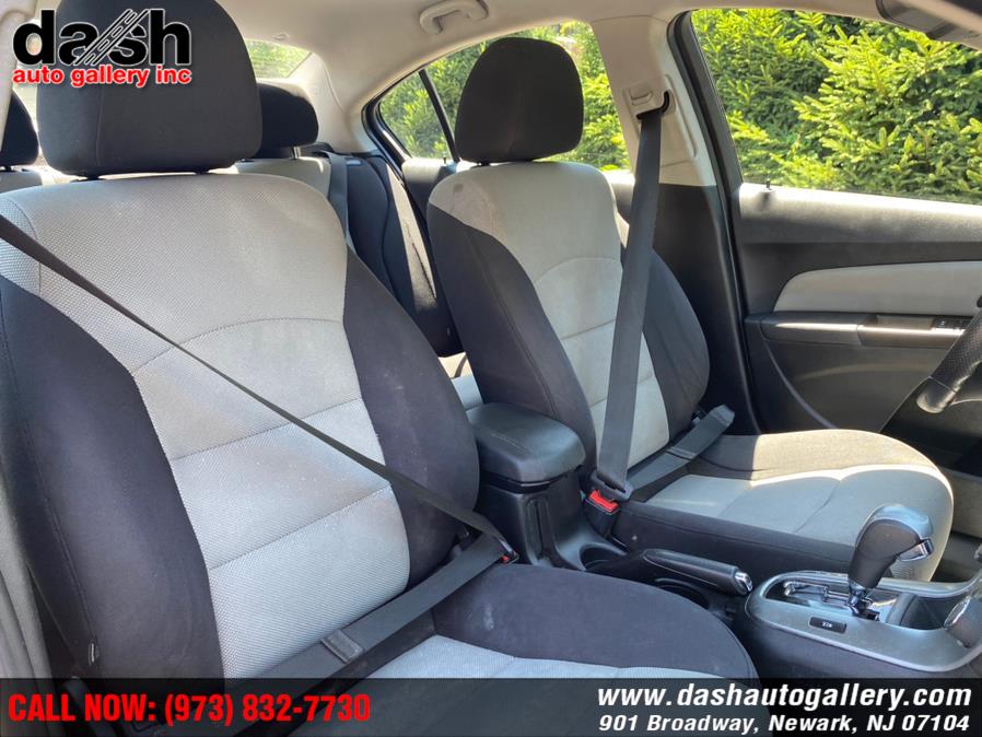 Used Chevrolet Cruze 4dr Sdn Auto LS 2015 | Dash Auto Gallery Inc.. Newark, New Jersey Used Chevrolet Cruze 4dr Sdn Auto LS 2015 | Dash Auto Gallery Inc.. Newark, New Jersey
