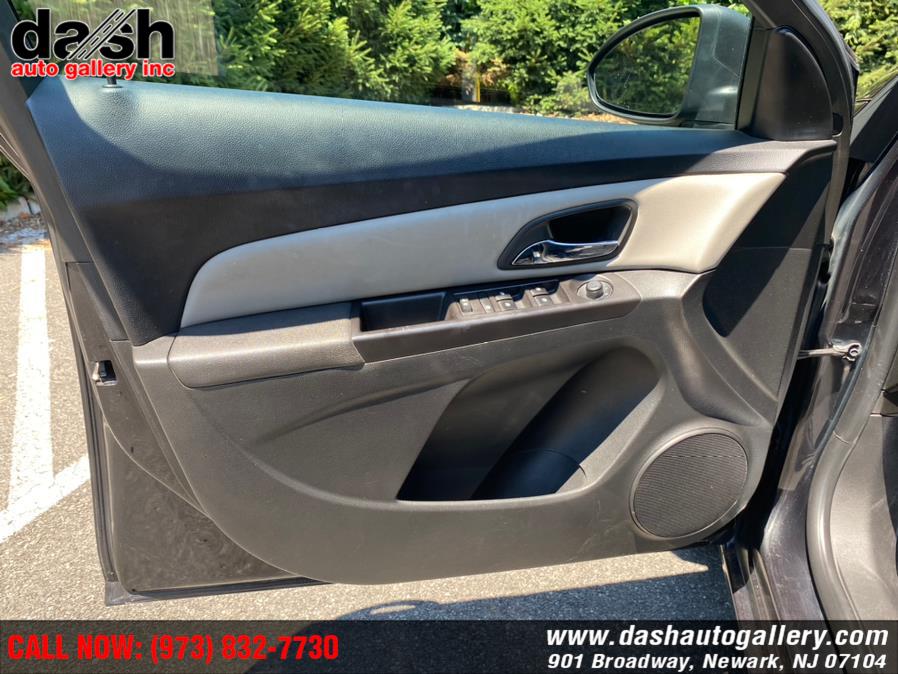 Used Chevrolet Cruze 4dr Sdn Auto LS 2015 | Dash Auto Gallery Inc.. Newark, New Jersey Used Chevrolet Cruze 4dr Sdn Auto LS 2015 | Dash Auto Gallery Inc.. Newark, New Jersey