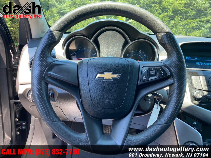 Used Chevrolet Cruze 4dr Sdn Auto LS 2015 | Dash Auto Gallery Inc.. Newark, New Jersey Used Chevrolet Cruze 4dr Sdn Auto LS 2015 | Dash Auto Gallery Inc.. Newark, New Jersey