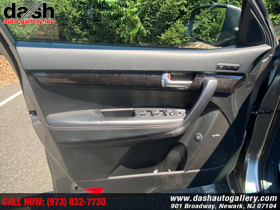Used Kia Sorento AWD 4dr V6 SX Limited 2014 | Dash Auto Gallery Inc.. Newark, New Jersey Used Kia Sorento AWD 4dr V6 SX Limited 2014 | Dash Auto Gallery Inc.. Newark, New Jersey