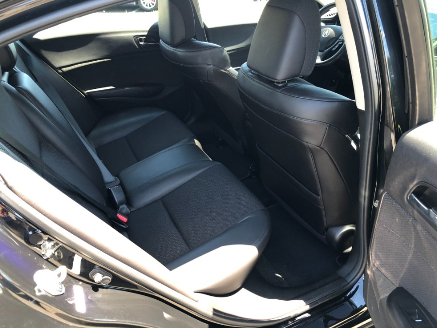 2013 Acura ILX 4dr Sdn 2.0L, available for sale in Hartford , Connecticut | Ledyard Auto Sale LLC. Hartford , Connecticut 2013 Acura ILX 4dr Sdn 2.0L, available for sale in Hartford , Connecticut | Ledyard Auto Sale LLC. Hartford , Connecticut