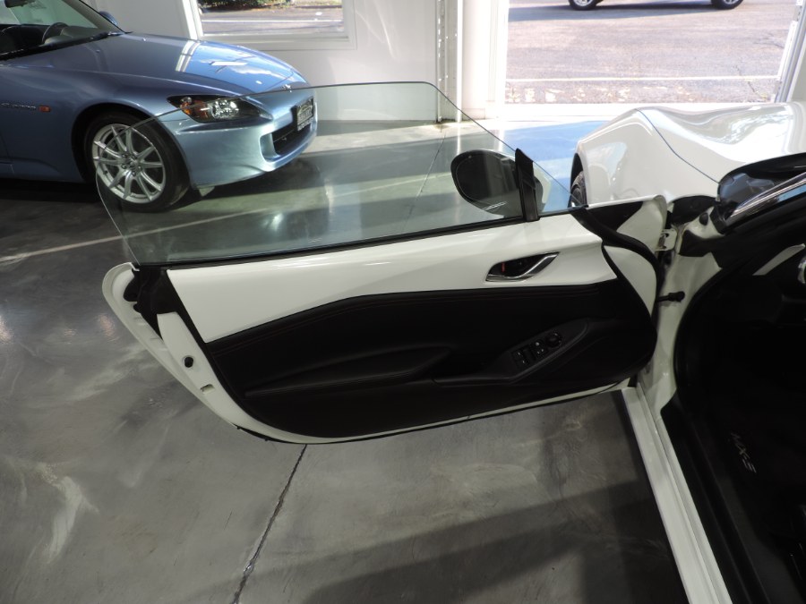 Used Mazda MX-5 Miata 2dr Conv Auto Grand Touring 2016 | Auto Gallery. Lodi, New Jersey Used Mazda MX-5 Miata 2dr Conv Auto Grand Touring 2016 | Auto Gallery. Lodi, New Jersey