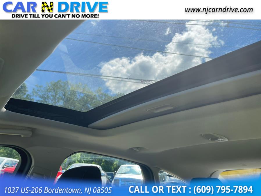 Used Ford Focus SEL Hatch 2018 | Car N Drive. Bordentown, New Jersey Used Ford Focus SEL Hatch 2018 | Car N Drive. Bordentown, New Jersey