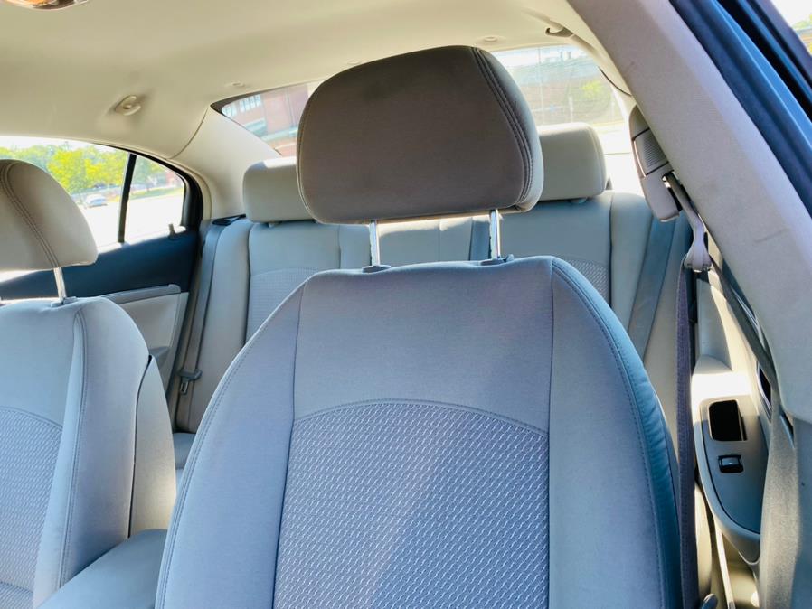 2008 Saturn Aura 4dr Sdn XE, available for sale in New Britain, Connecticut | Supreme Automotive. New Britain, Connecticut 2008 Saturn Aura 4dr Sdn XE, available for sale in New Britain, Connecticut | Supreme Automotive. New Britain, Connecticut
