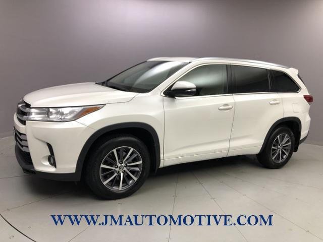 2017 Toyota Highlander XLE V6 AWD, available for sale in Naugatuck, Connecticut | J&M Automotive Sls&Svc LLC. Naugatuck, Connecticut