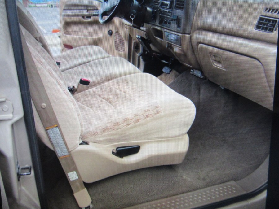 1999 Ford Super Duty F-350 SRW Crew Cab 172" XLT 4WD, available for sale in Little Ferry, New Jersey | Royalty Auto Sales. Little Ferry, New Jersey 1999 Ford Super Duty F-350 SRW Crew Cab 172" XLT 4WD, available for sale in Little Ferry, New Jersey | Royalty Auto Sales. Little Ferry, New Jersey