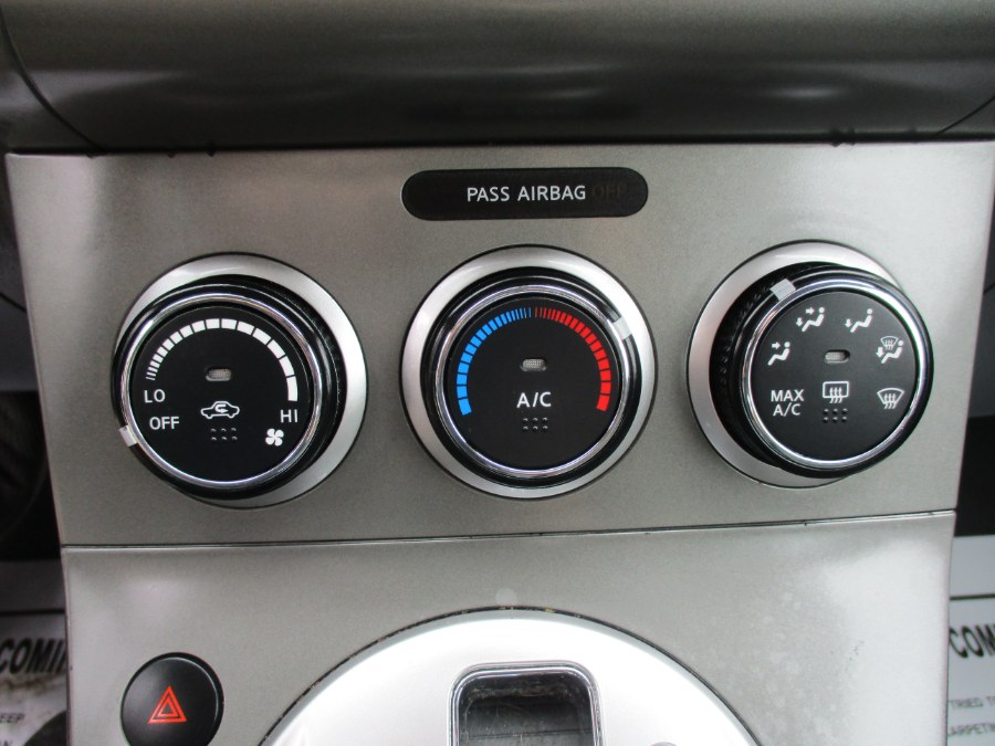 Used Nissan Sentra 4dr Sdn I4 CVT 2.0 S 2010 | Cos Central Auto. Meriden, Connecticut Used Nissan Sentra 4dr Sdn I4 CVT 2.0 S 2010 | Cos Central Auto. Meriden, Connecticut