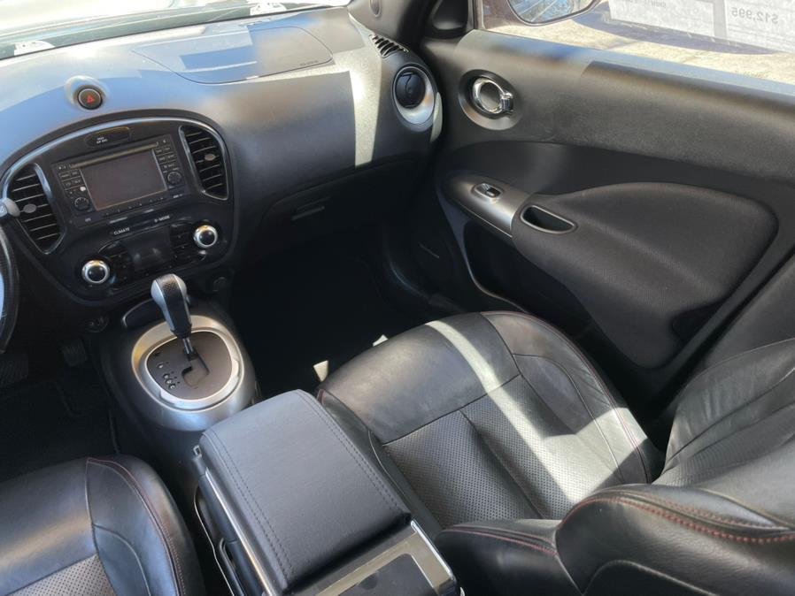 2013 Nissan JUKE 5dr Wgn CVT SL FWD, available for sale in Corona, California | Green Light Auto. Corona, California 2013 Nissan JUKE 5dr Wgn CVT SL FWD, available for sale in Corona, California | Green Light Auto. Corona, California