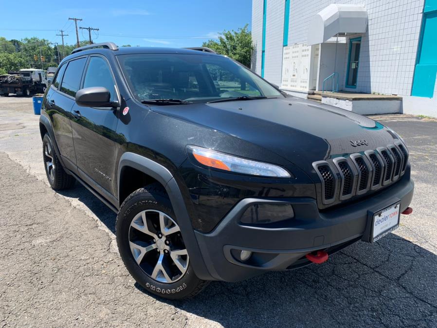 2015 Jeep Cherokee 4WD 4dr Trailhawk, available for sale in Milford, Connecticut | Dealertown Auto Wholesalers. Milford, Connecticut