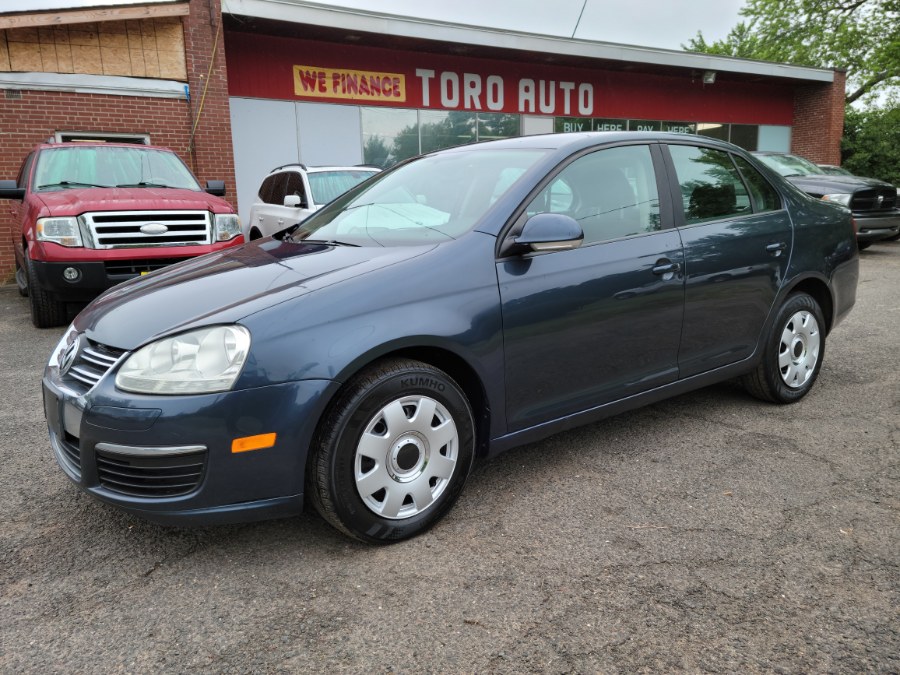 2006 Volkswagen Jetta Sedan 4dr Value Edition Manual PZEV, available for sale in East Windsor, Connecticut | Toro Auto. East Windsor, Connecticut
