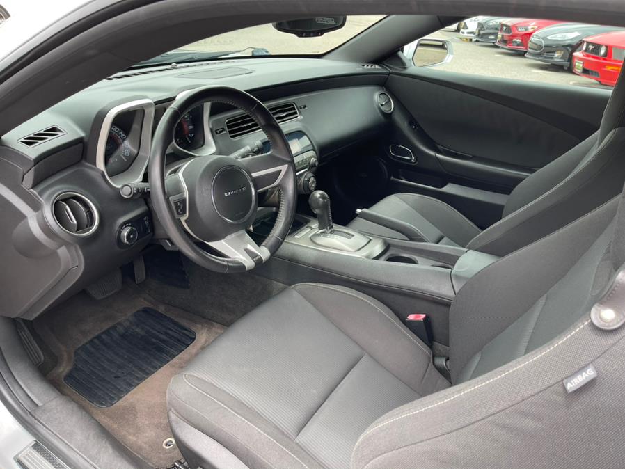 Used Chevrolet Camaro 2dr Cpe 1SS 2010 | Mike And Tony Auto Sales, Inc. South Windsor, Connecticut Used Chevrolet Camaro 2dr Cpe 1SS 2010 | Mike And Tony Auto Sales, Inc. South Windsor, Connecticut