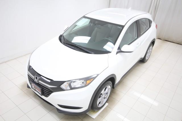 Used Honda Hr-v LX AWD w/ rearCam 2018 | Car Revolution. Maple Shade, New Jersey Used Honda Hr-v LX AWD w/ rearCam 2018 | Car Revolution. Maple Shade, New Jersey