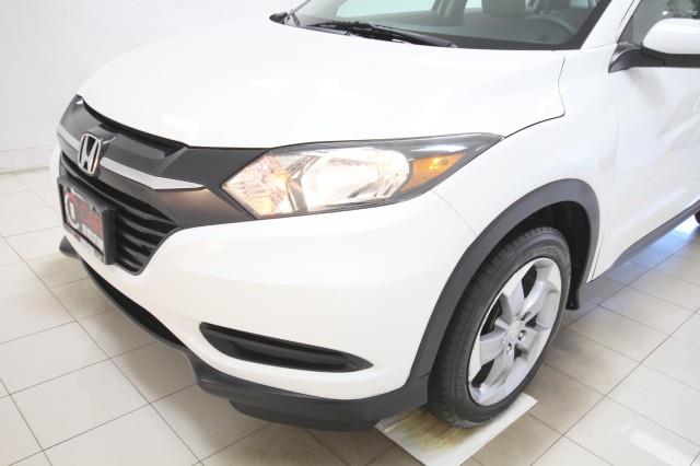 Used Honda Hr-v LX AWD w/ rearCam 2018 | Car Revolution. Maple Shade, New Jersey Used Honda Hr-v LX AWD w/ rearCam 2018 | Car Revolution. Maple Shade, New Jersey