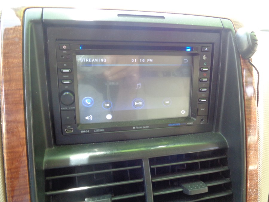 2006 Ford Explorer 4dr 114" WB 4.0L Eddie Bauer 4WD, available for sale in Elmont, New York | Sunrise of Elmont. Elmont, New York 2006 Ford Explorer 4dr 114" WB 4.0L Eddie Bauer 4WD, available for sale in Elmont, New York | Sunrise of Elmont. Elmont, New York