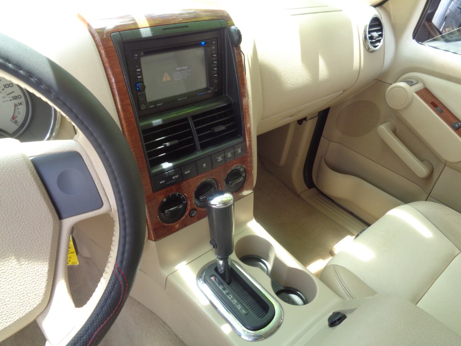 2006 Ford Explorer 4dr 114" WB 4.0L Eddie Bauer 4WD, available for sale in Elmont, New York | Sunrise of Elmont. Elmont, New York 2006 Ford Explorer 4dr 114" WB 4.0L Eddie Bauer 4WD, available for sale in Elmont, New York | Sunrise of Elmont. Elmont, New York