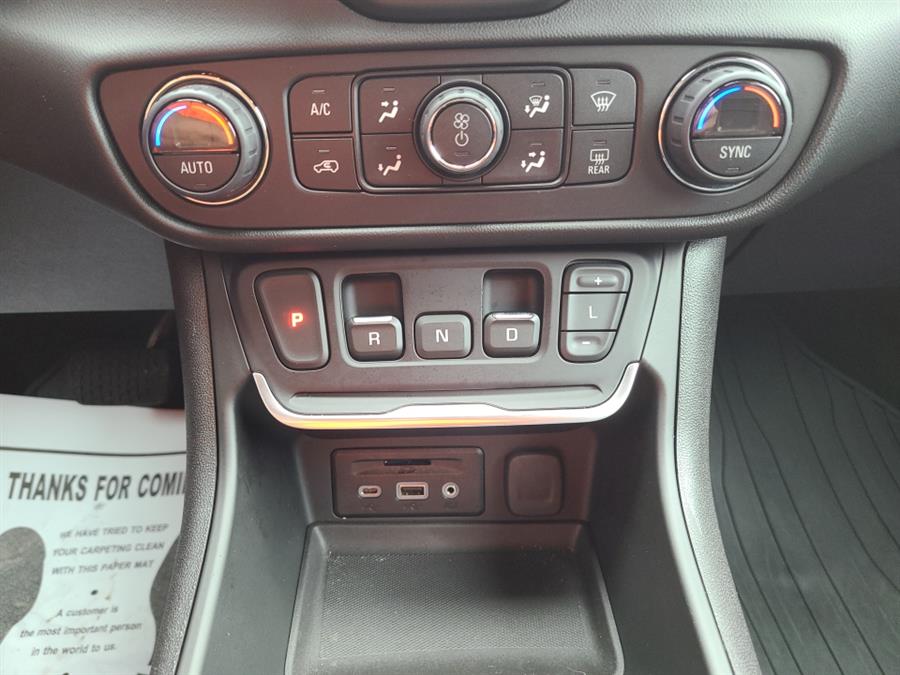 2018 GMC Terrain AWD 4dr SLT, available for sale in Waterbury, Connecticut | National Auto Brokers, Inc.. Waterbury, Connecticut 2018 GMC Terrain AWD 4dr SLT, available for sale in Waterbury, Connecticut | National Auto Brokers, Inc.. Waterbury, Connecticut