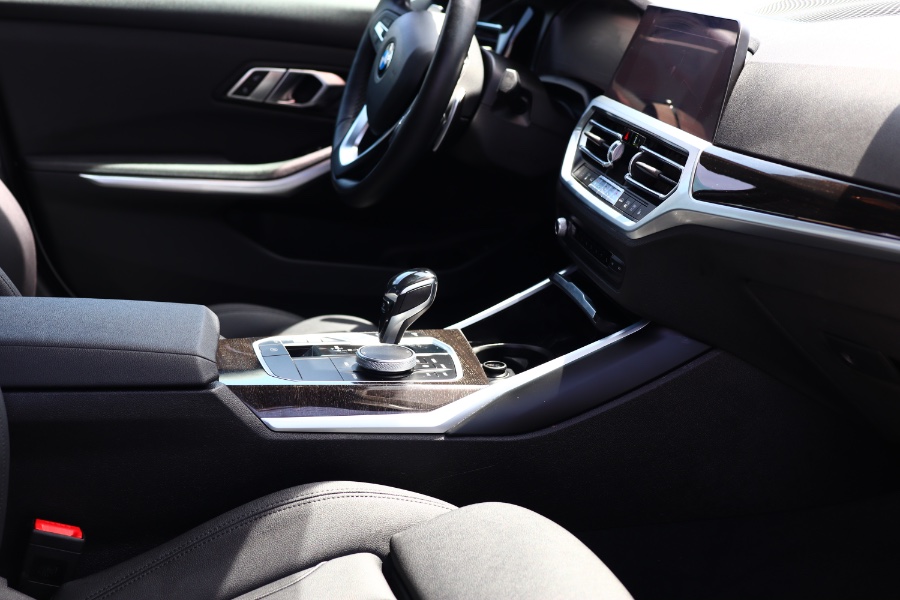Used BMW 3 Series 330i xDrive Sedan North America 2020 | Hillside Auto Mall Inc.. Jamaica, New York Used BMW 3 Series 330i xDrive Sedan North America 2020 | Hillside Auto Mall Inc.. Jamaica, New York