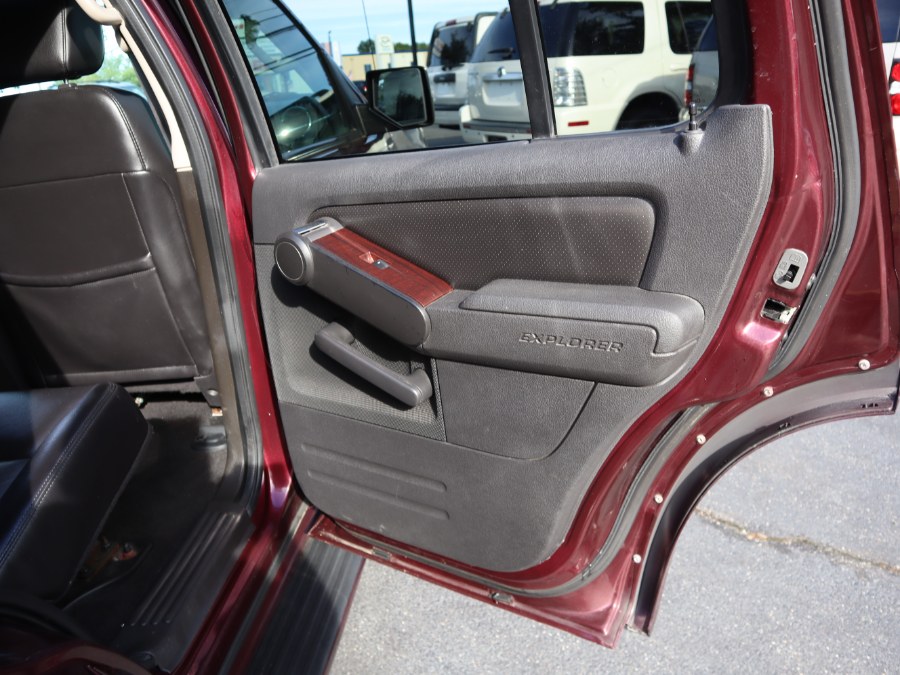 2006 Ford Explorer 4dr 114" WB 4.6L Limited 4WD, available for sale in Huntington Station, New York | My Auto Inc.. Huntington Station, New York 2006 Ford Explorer 4dr 114" WB 4.6L Limited 4WD, available for sale in Huntington Station, New York | My Auto Inc.. Huntington Station, New York
