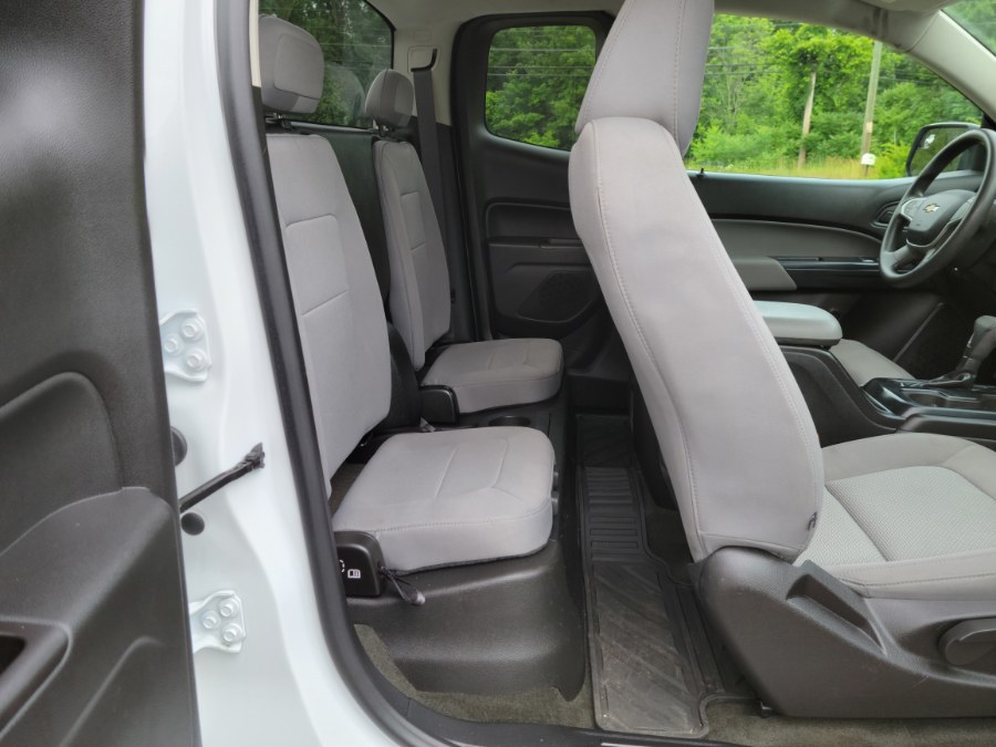 Used Chevrolet Colorado LT 4WD Ext Cab 128.3" 2017 | Toro Auto. East Windsor, Connecticut Used Chevrolet Colorado LT 4WD Ext Cab 128.3" 2017 | Toro Auto. East Windsor, Connecticut