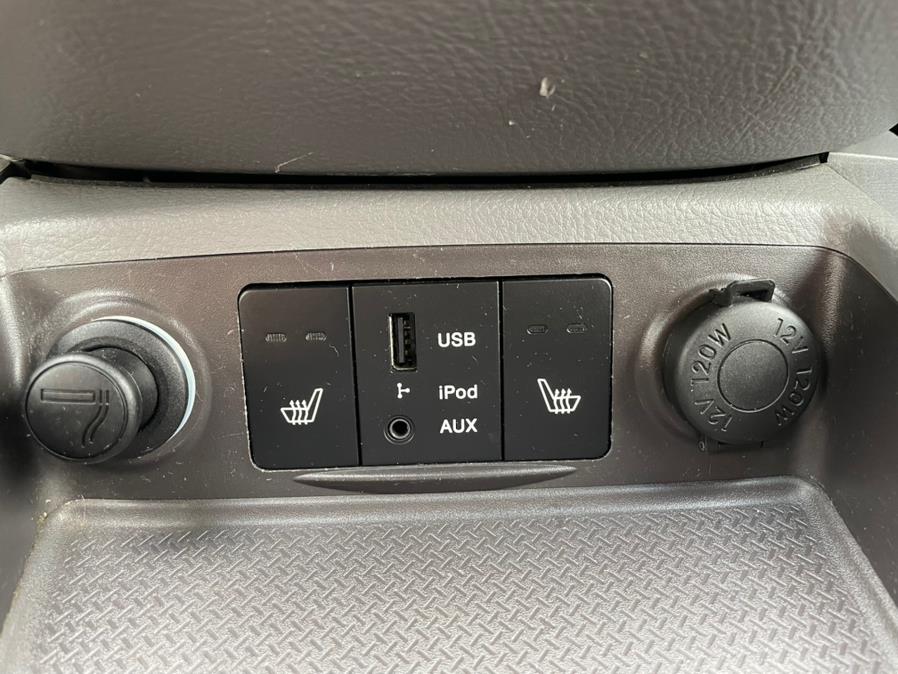 2011 Hyundai Santa Fe AWD 4dr V6 Auto SE, available for sale in Manchester, Connecticut | Carsonmain LLC. Manchester, Connecticut 2011 Hyundai Santa Fe AWD 4dr V6 Auto SE, available for sale in Manchester, Connecticut | Carsonmain LLC. Manchester, Connecticut