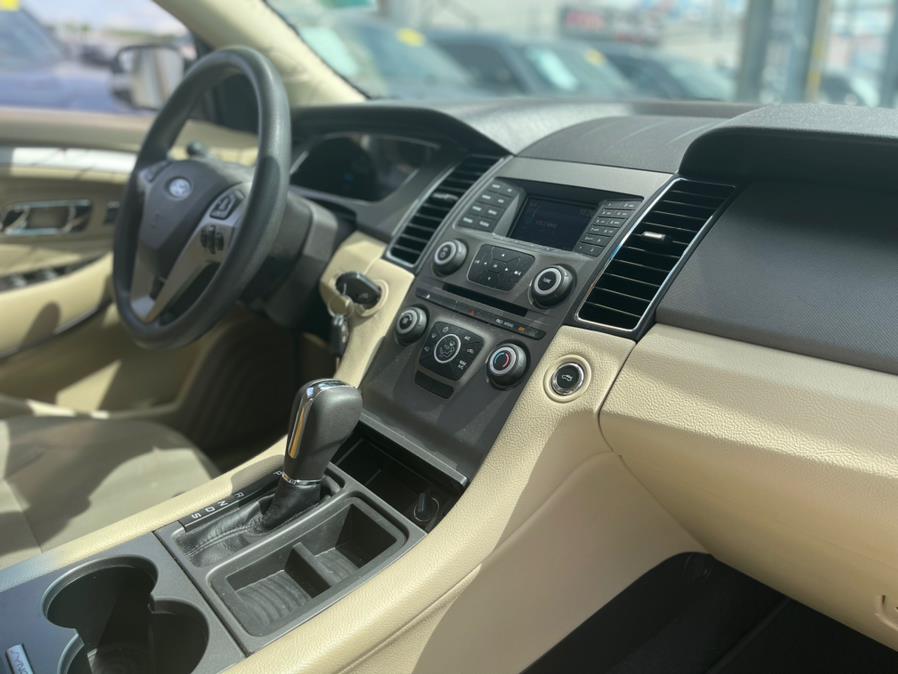 Used Ford Taurus 4dr Sdn SE FWD 2016 | NYC Automart Inc. Brooklyn, New York Used Ford Taurus 4dr Sdn SE FWD 2016 | NYC Automart Inc. Brooklyn, New York