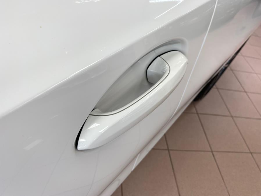 2019 BMW 3 Series 330i xDrive Sedan, available for sale in Massapequa Park, New York | Power Motors East. Massapequa Park, New York 2019 BMW 3 Series 330i xDrive Sedan, available for sale in Massapequa Park, New York | Power Motors East. Massapequa Park, New York