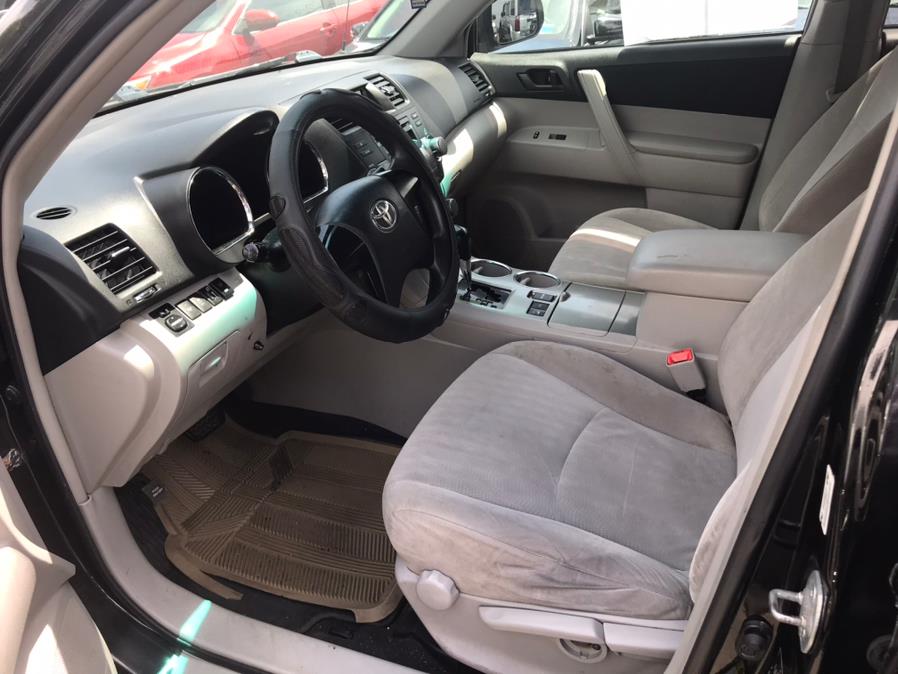 Used Toyota Highlander 4WD 4dr V6 (Natl) 2012 | Car Valley Group. Jersey City, New Jersey Used Toyota Highlander 4WD 4dr V6 (Natl) 2012 | Car Valley Group. Jersey City, New Jersey
