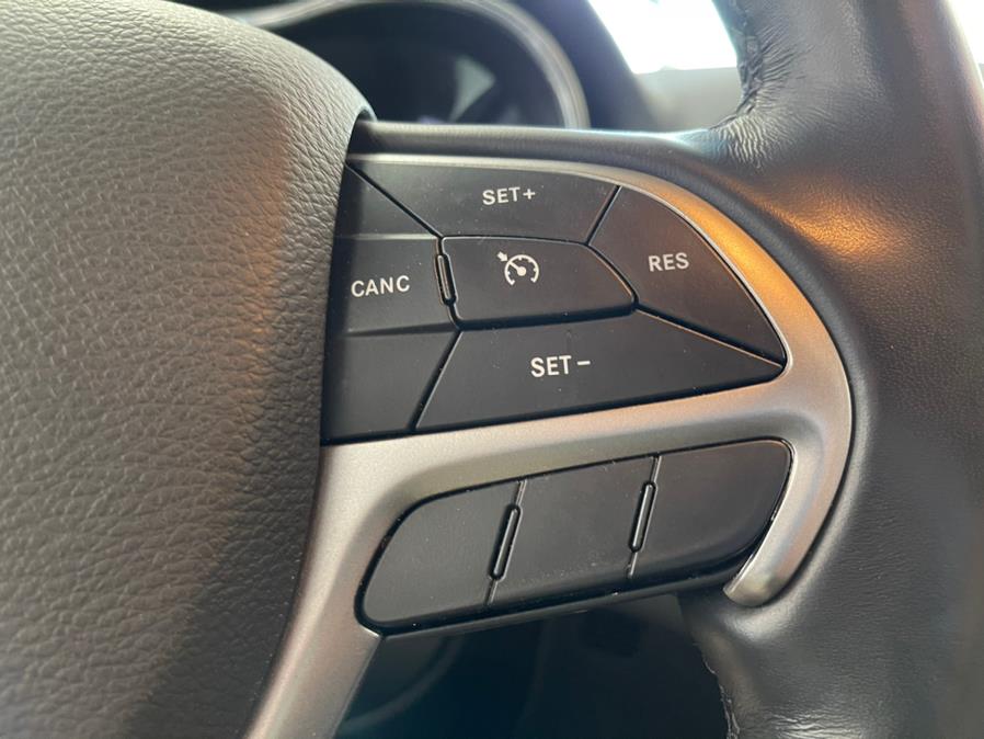 Used Jeep Grand Cherokee Limited 4x4 2020 | 5 Towns Drive. Inwood, New York Used Jeep Grand Cherokee Limited 4x4 2020 | 5 Towns Drive. Inwood, New York