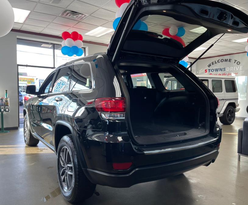 Used Jeep Grand Cherokee Limited 4x4 2020 | 5 Towns Drive. Inwood, New York Used Jeep Grand Cherokee Limited 4x4 2020 | 5 Towns Drive. Inwood, New York