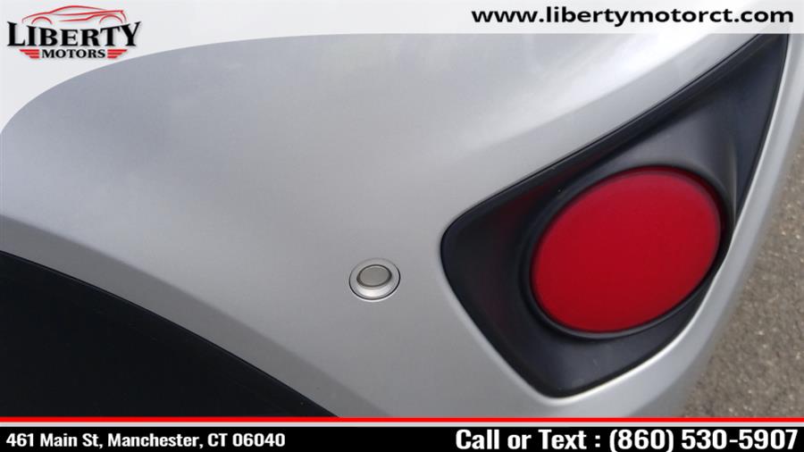 Used Hyundai Veloster 3dr Cpe Man Turbo w/Blue Int 2014 | Liberty Motors. Manchester, Connecticut Used Hyundai Veloster 3dr Cpe Man Turbo w/Blue Int 2014 | Liberty Motors. Manchester, Connecticut