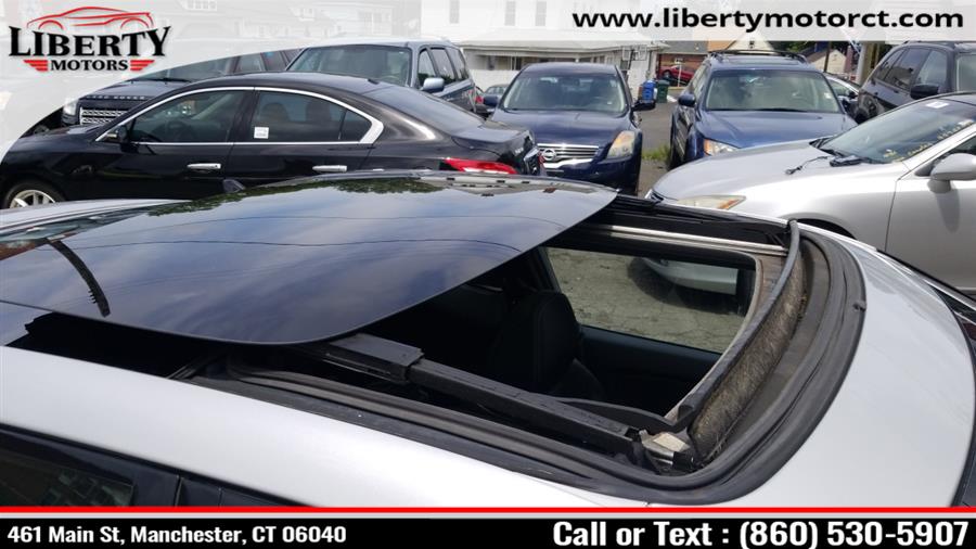 Used Hyundai Veloster 3dr Cpe Man Turbo w/Blue Int 2014 | Liberty Motors. Manchester, Connecticut Used Hyundai Veloster 3dr Cpe Man Turbo w/Blue Int 2014 | Liberty Motors. Manchester, Connecticut