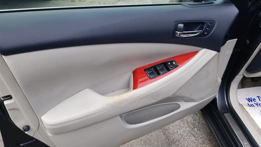 2007 Lexus ES 350 4dr Sdn, available for sale in Manchester, Connecticut | Liberty Motors. Manchester, Connecticut 2007 Lexus ES 350 4dr Sdn, available for sale in Manchester, Connecticut | Liberty Motors. Manchester, Connecticut