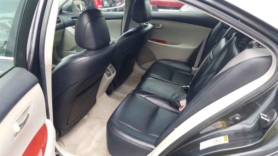 2007 Lexus ES 350 4dr Sdn, available for sale in Manchester, Connecticut | Liberty Motors. Manchester, Connecticut 2007 Lexus ES 350 4dr Sdn, available for sale in Manchester, Connecticut | Liberty Motors. Manchester, Connecticut